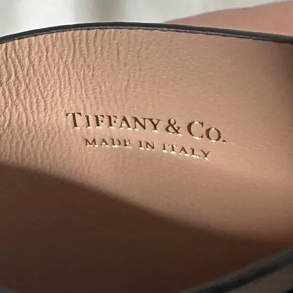 Tiffany & Co Black Leather Card Holder Wallet Gold T Logo Minimalist Luxury - Picture 3 of 11